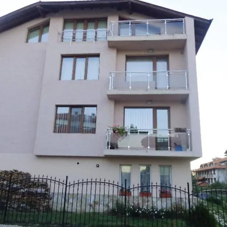 радост Апартаменты *